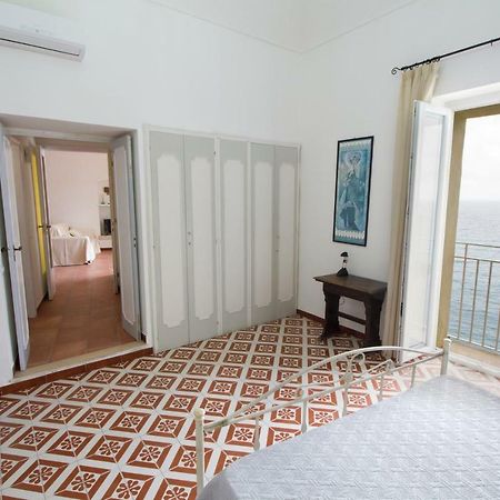 Isola Bella Sea-View Apartment تروبيا المظهر الخارجي الصورة