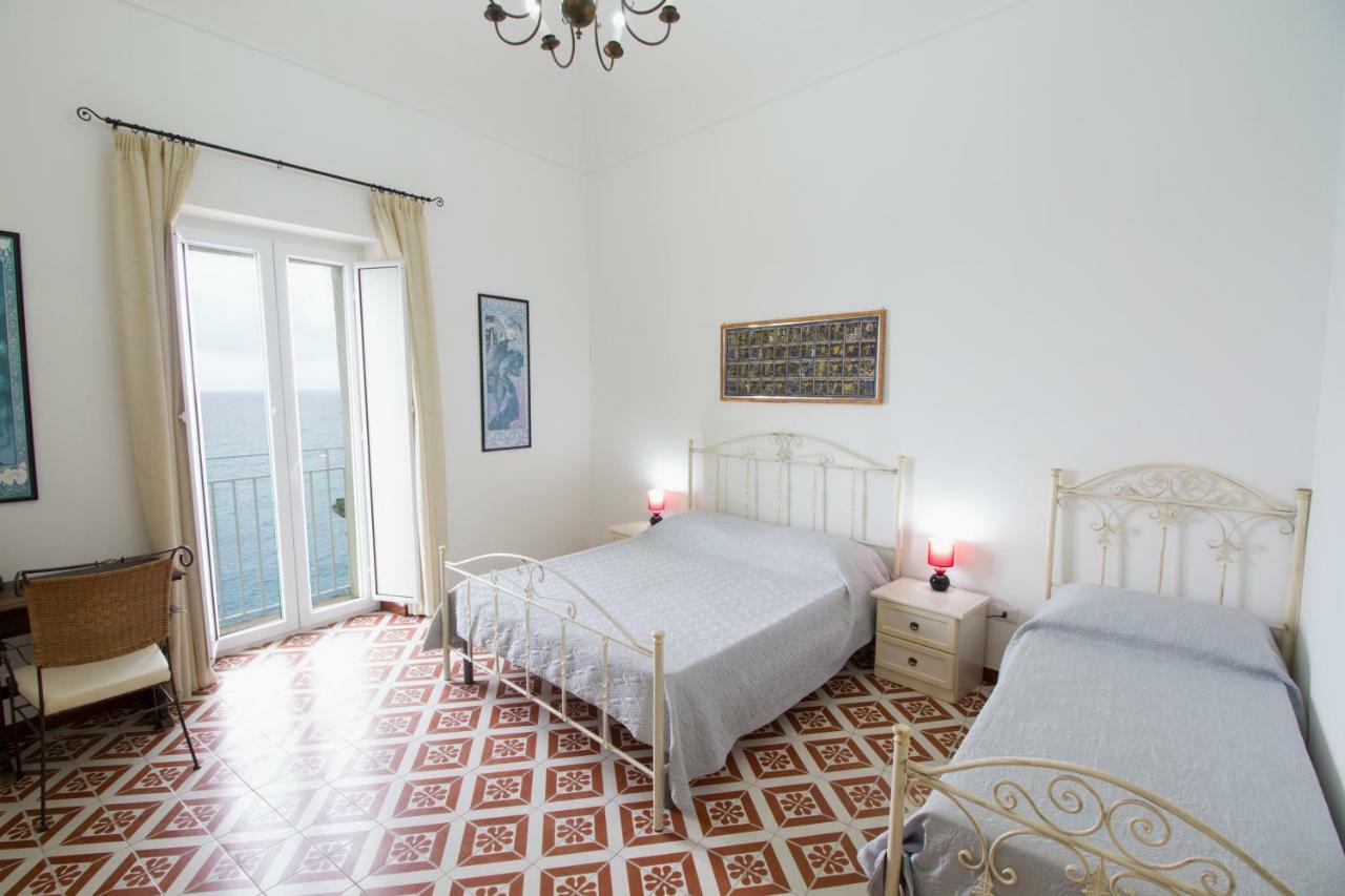 Isola Bella Sea-View Apartment تروبيا المظهر الخارجي الصورة