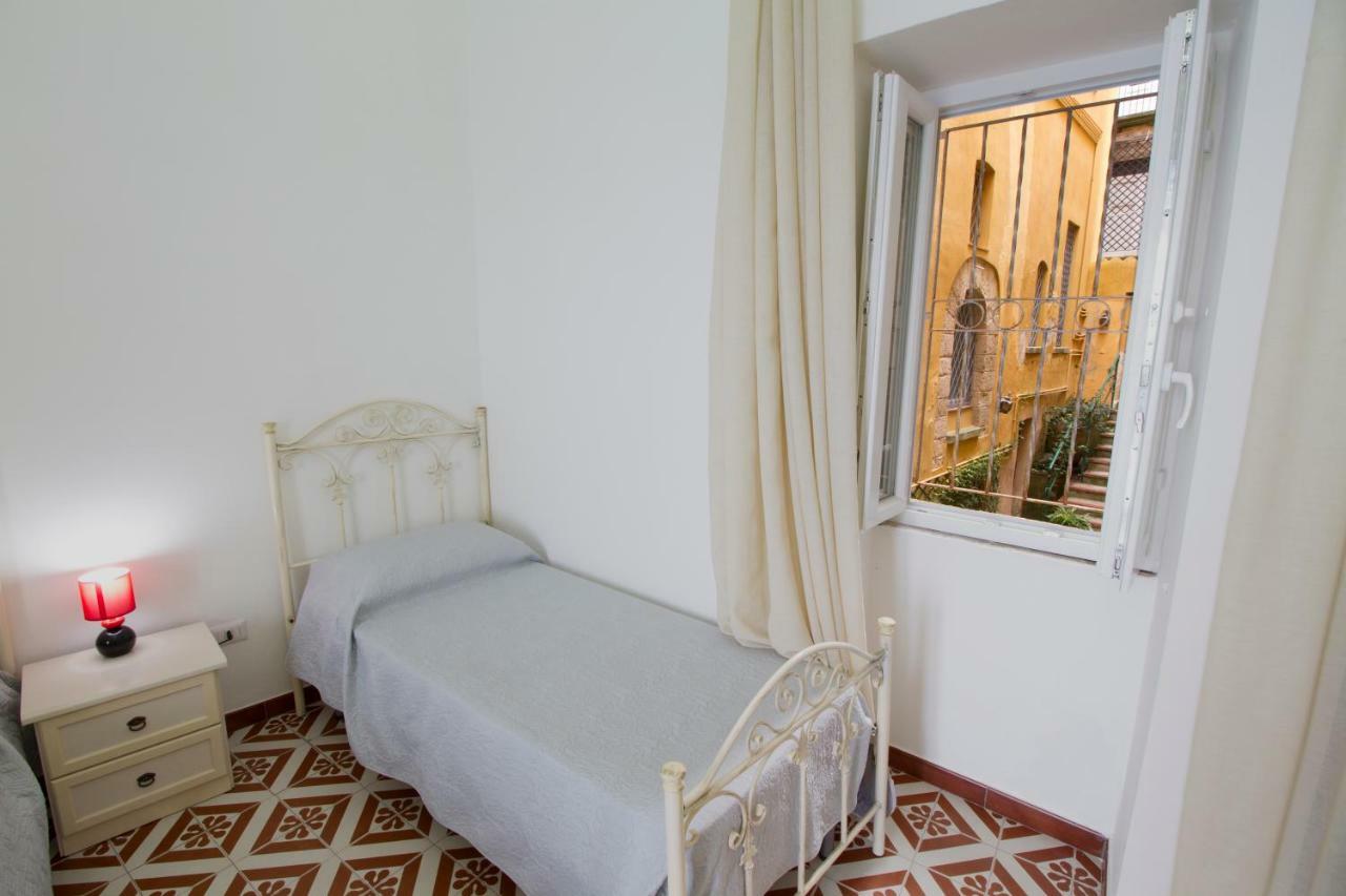 Isola Bella Sea-View Apartment تروبيا المظهر الخارجي الصورة